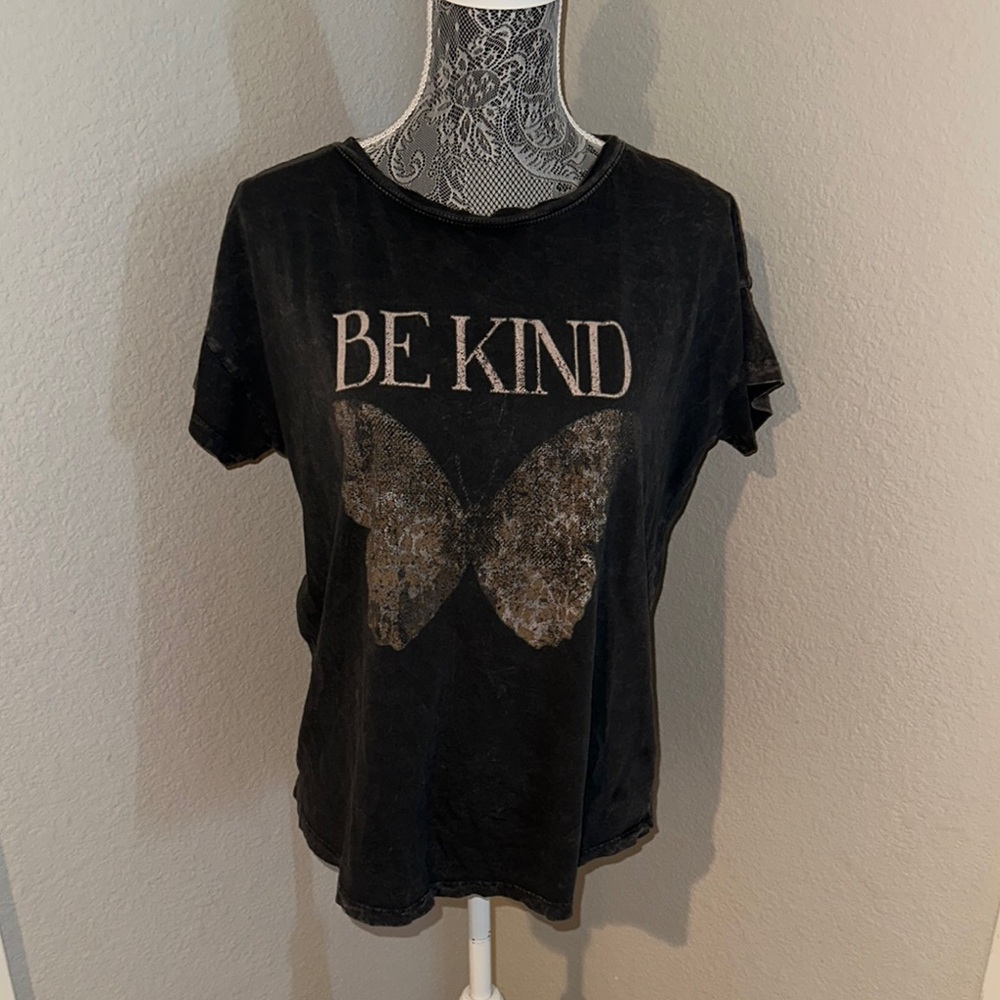 Be Kind Black Graphic Tee
